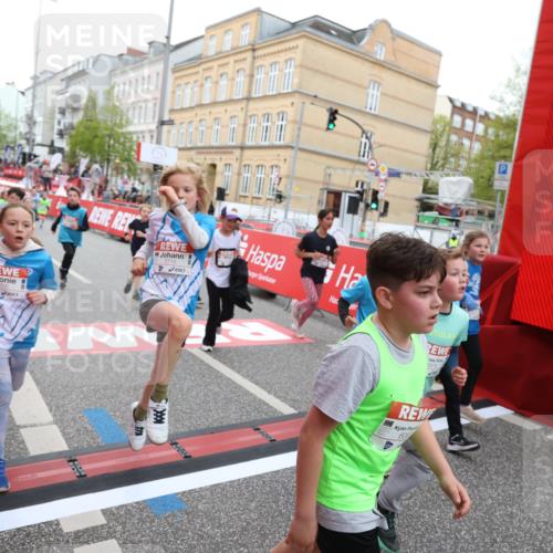 25.04.2026 - Das Zehntel Strokosch-Dieckow http://msf.ph/oto/9617841 25.04.2026 10:56:33 Ziel 5226, 5420, 5443, 5505, 5576, 5578, 5583, 5696, 5741, 5790, 5978, 6010, 6014, 6025, 6067, 6552, 6871, 6876, 6884, 6952, 6953, 6965, 6999, 7115, 7132, 7228, 7518, 7702, 7715, 7759, 7835, 7849, 7903, 7970 meine-sportfotos.de