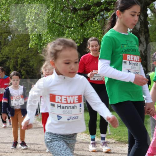 25.04.2026 - Das Zehntel Zöllner http://msf.ph/oto/9617904 25.04.2026 09:50:00 Laufen 7263, 6563, 5851, 5853, 25103 meine-sportfotos.de