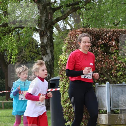 25.04.2026 - Das Zehntel Zöllner http://msf.ph/oto/9617929 25.04.2026 09:50:01 Laufen 56 meine-sportfotos.de