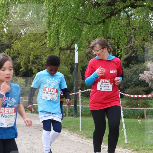 25.04.2026 - Das Zehntel Zöllner http://msf.ph/oto/9617984 25.04.2026 09:50:04 Laufen 6439, 6830, 20, 6806 meine-sportfotos.de