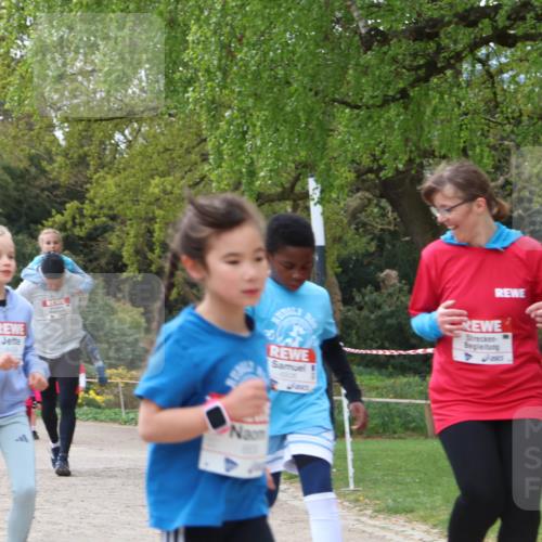25.04.2026 - Das Zehntel Zöllner http://msf.ph/oto/9617993 25.04.2026 09:50:05 Laufen 6806, 10 meine-sportfotos.de