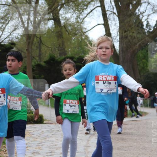 25.04.2026 - Das Zehntel Zöllner http://msf.ph/oto/9618028 25.04.2026 09:50:06 Laufen 6832, 5863, 5849, 6836 meine-sportfotos.de