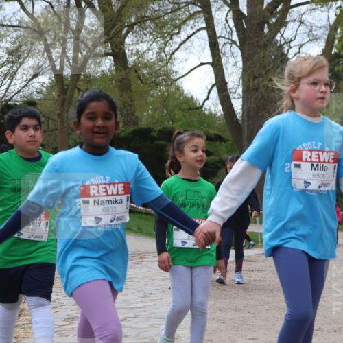 25.04.2026 - Das Zehntel Zöllner http://msf.ph/oto/9618048 25.04.2026 09:50:07 Laufen 5863, 6832, 58, 6836 meine-sportfotos.de