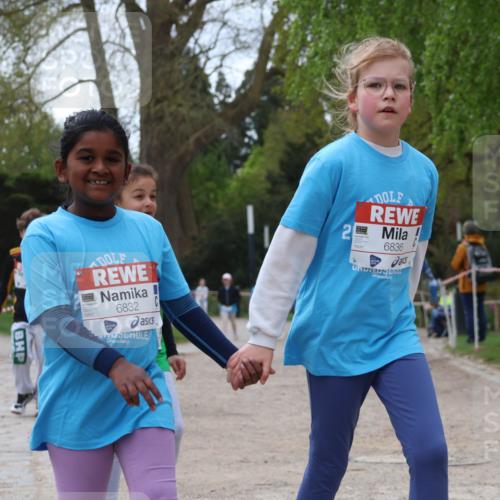 25.04.2026 - Das Zehntel Zöllner http://msf.ph/oto/9618058 25.04.2026 09:50:07 Laufen 6832, 20, 6836 meine-sportfotos.de