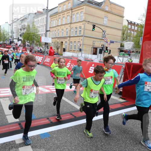 25.04.2026 - Das Zehntel Strokosch-Dieckow http://msf.ph/oto/9618142 25.04.2026 10:56:28 Ziel 5099, 5195, 5367, 5420, 5443, 5493, 5494, 5696, 5721, 5756, 5791, 6010, 6025, 6093, 6586, 6813, 6965, 6999, 7115, 7132, 7149, 7228, 7466, 7518, 7679, 7835, 7879 meine-sportfotos.de