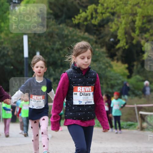 25.04.2026 - Das Zehntel Zöllner http://msf.ph/oto/9618550 25.04.2026 09:50:49 Laufen 6561, 8562, 5128 meine-sportfotos.de
