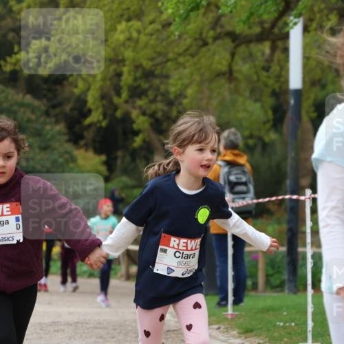 25.04.2026 - Das Zehntel Zöllner http://msf.ph/oto/9618623 25.04.2026 09:50:54 Laufen 7271, 6561, 6562 meine-sportfotos.de