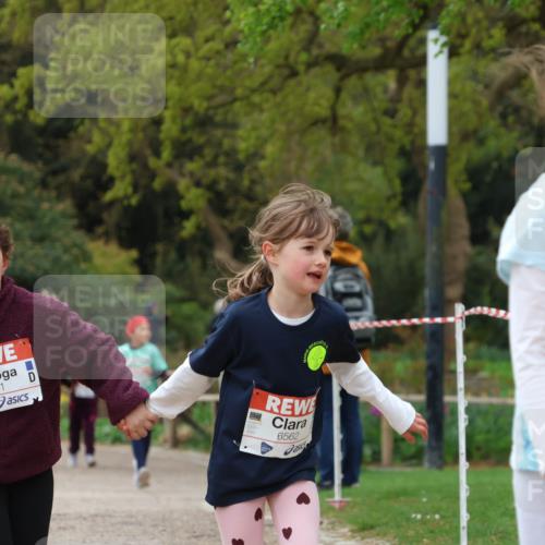 25.04.2026 - Das Zehntel Zöllner http://msf.ph/oto/9618627 25.04.2026 09:50:54 Laufen 6561, 6562, 7271 meine-sportfotos.de