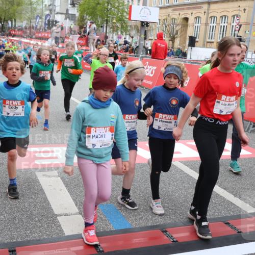 25.04.2026 - Das Zehntel Strokosch-Dieckow http://msf.ph/oto/9618668 25.04.2026 10:56:20 Ziel 5034, 5035, 5274, 5364, 5381, 5405, 5493, 5549, 5553, 5697, 6152, 6433, 6526, 6677, 6813, 6954, 7019, 7092, 7149, 7161, 7240, 7244, 7308, 7466, 7543, 7875, 8009 meine-sportfotos.de