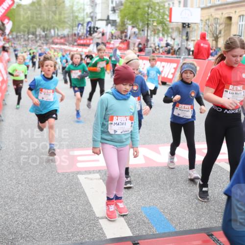 25.04.2026 - Das Zehntel Strokosch-Dieckow http://msf.ph/oto/9618691 25.04.2026 10:56:19 Ziel 5034, 5035, 5263, 5274, 5364, 5381, 5405, 5498, 5549, 5553, 5697, 6152, 6433, 6526, 6677, 6954, 7019, 7092, 7161, 7240, 7244, 7308, 7543, 7701, 7875, 8009 meine-sportfotos.de