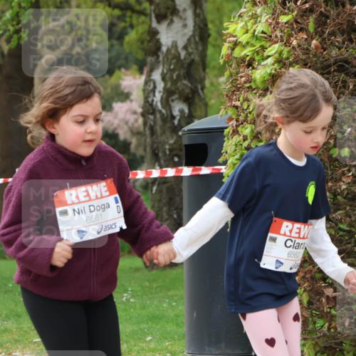 25.04.2026 - Das Zehntel Zöllner http://msf.ph/oto/9618693 25.04.2026 09:50:56 Laufen 6561, 10, 6562 meine-sportfotos.de