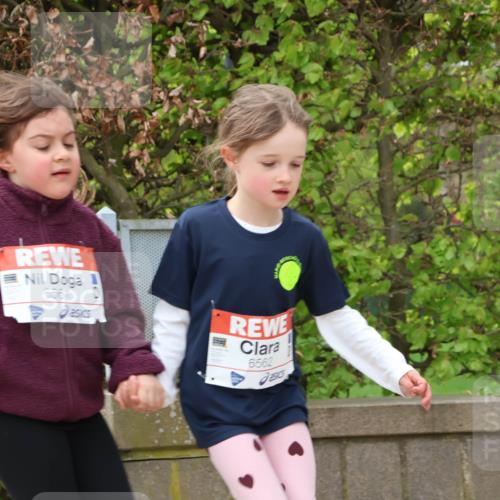 25.04.2026 - Das Zehntel Zöllner http://msf.ph/oto/9618716 25.04.2026 09:50:56 Laufen 6561, 6562 meine-sportfotos.de