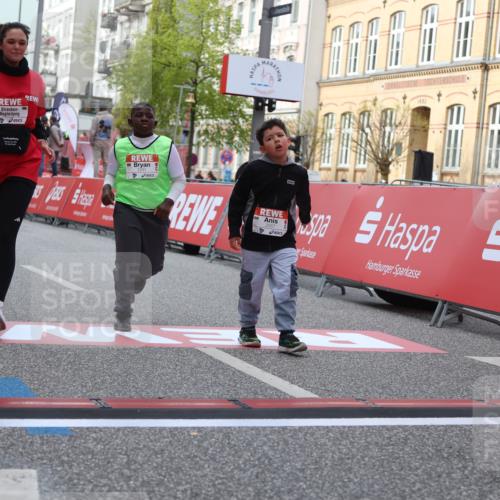 25.04.2026 - Das Zehntel Strokosch-Dieckow http://msf.ph/oto/9618731 25.04.2026 09:12:01 Ziel 1230, 1391, 1801, 2557, 3280, 3586 meine-sportfotos.de