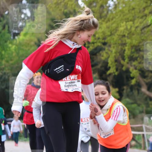 25.04.2026 - Das Zehntel Zöllner http://msf.ph/oto/9618788 25.04.2026 09:51:16 Laufen 35 meine-sportfotos.de
