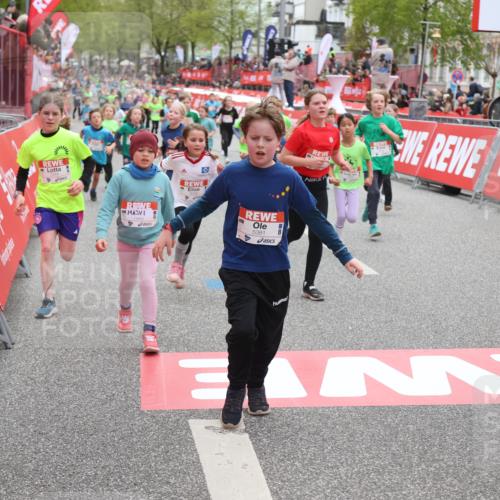 25.04.2026 - Das Zehntel Strokosch-Dieckow http://msf.ph/oto/9618810 25.04.2026 10:56:17 Ziel 5034, 5035, 5095, 5261, 5263, 5288, 5381, 5405, 5498, 5660, 6034, 6152, 6433, 6545, 6677, 6954, 7019, 7240, 7244, 7308, 7543, 7701, 7722, 8009 meine-sportfotos.de