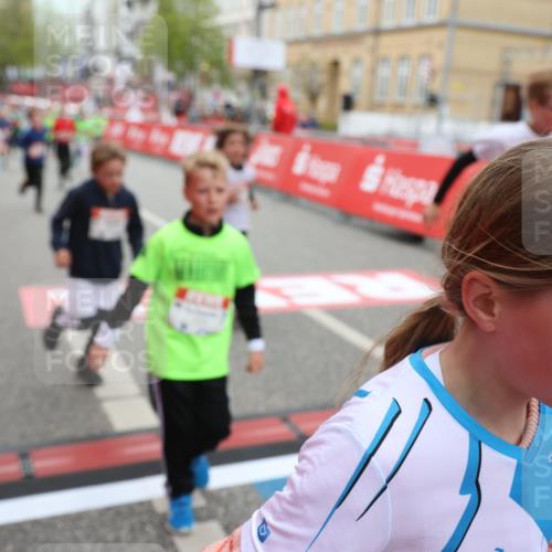 25.04.2026 - Das Zehntel Strokosch-Dieckow http://msf.ph/oto/9618889 25.04.2026 10:56:15 Ziel 5034, 5035, 5095, 5207, 5261, 5263, 5288, 5498, 5660, 6034, 6374, 6433, 6545, 6677, 6905, 6954, 7019, 7090, 7240, 7701, 7722, 7843, 8000 meine-sportfotos.de