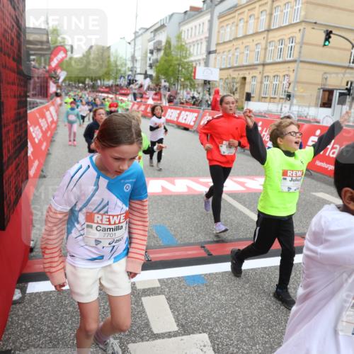25.04.2026 - Das Zehntel Strokosch-Dieckow http://msf.ph/oto/9618920 25.04.2026 10:56:15 Ziel 5034, 5035, 5095, 5207, 5261, 5263, 5288, 5498, 5660, 6034, 6374, 6433, 6545, 6677, 6905, 6954, 7019, 7090, 7240, 7701, 7722, 7843, 8000 meine-sportfotos.de