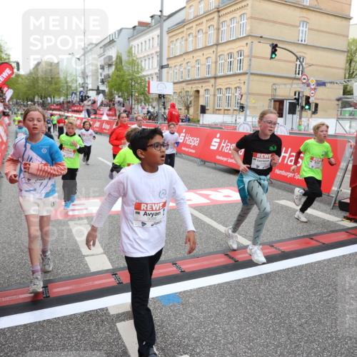 25.04.2026 - Das Zehntel Strokosch-Dieckow http://msf.ph/oto/9618969 25.04.2026 10:56:14 Ziel 5034, 5035, 5095, 5207, 5261, 5263, 5288, 5498, 5660, 5990, 6006, 6034, 6374, 6433, 6545, 6677, 6905, 6954, 7019, 7090, 7240, 7701, 7722, 7843, 8000 meine-sportfotos.de
