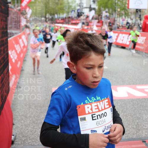 25.04.2026 - Das Zehntel Strokosch-Dieckow http://msf.ph/oto/9619059 25.04.2026 10:56:12 Ziel 5095, 5207, 5261, 5263, 5288, 5498, 5521, 5660, 5926, 5990, 6006, 6034, 6374, 6545, 6905, 6954, 7019, 7090, 7240, 7258, 7701, 7722, 7843, 8000 meine-sportfotos.de