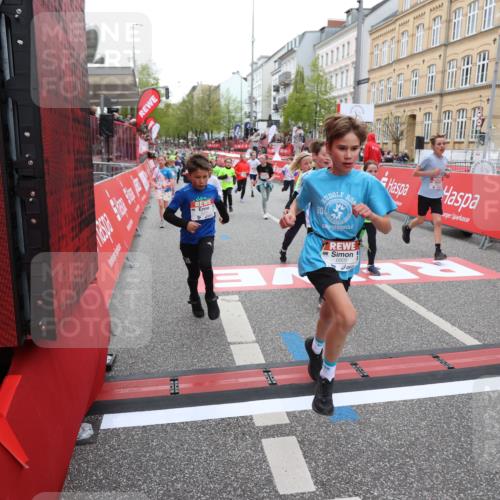 25.04.2026 - Das Zehntel Strokosch-Dieckow http://msf.ph/oto/9619114 25.04.2026 10:56:11 Ziel 5095, 5207, 5261, 5263, 5288, 5497, 5498, 5521, 5660, 5926, 5990, 6006, 6034, 6374, 6545, 6905, 6973, 7090, 7200, 7258, 7701, 7722, 7843, 8000 meine-sportfotos.de
