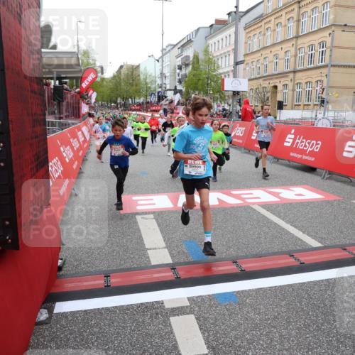 25.04.2026 - Das Zehntel Strokosch-Dieckow http://msf.ph/oto/9619152 25.04.2026 10:56:11 Ziel 5095, 5207, 5261, 5263, 5288, 5497, 5498, 5521, 5660, 5926, 5990, 6006, 6034, 6374, 6545, 6905, 6973, 7090, 7200, 7258, 7701, 7722, 7843, 8000 meine-sportfotos.de