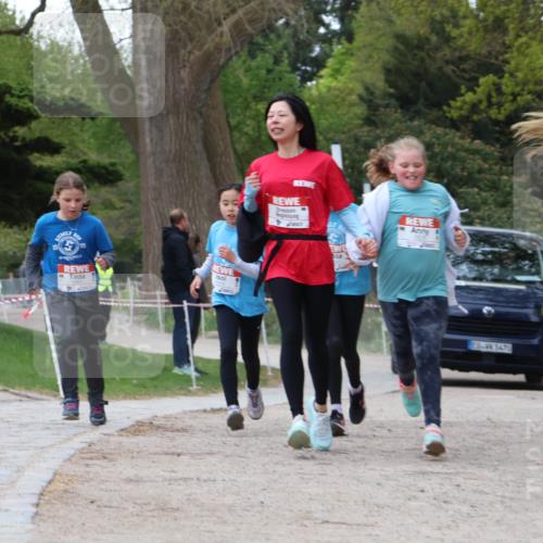 25.04.2026 - Das Zehntel Zöllner http://msf.ph/oto/9619220 25.04.2026 09:52:05 Laufen 54, 70 meine-sportfotos.de