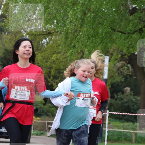 25.04.2026 - Das Zehntel Zöllner http://msf.ph/oto/9619287 25.04.2026 09:52:07 Laufen 7626 meine-sportfotos.de