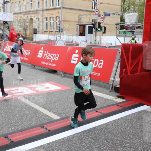 25.04.2026 - Das Zehntel Strokosch-Dieckow http://msf.ph/oto/9619330 25.04.2026 10:56:08 Ziel 5038, 5207, 5486, 5497, 5521, 5880, 5926, 5963, 5977, 5990, 6006, 6354, 6359, 6374, 6498, 6501, 6624, 6905, 6973, 7090, 7177, 7200, 7251, 7258, 7843, 7944, 7948, 8000 meine-sportfotos.de