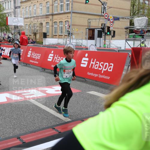 25.04.2026 - Das Zehntel Strokosch-Dieckow http://msf.ph/oto/9619354 25.04.2026 10:56:08 Ziel 5038, 5207, 5486, 5497, 5521, 5880, 5926, 5963, 5977, 5990, 6006, 6354, 6359, 6374, 6498, 6501, 6624, 6905, 6973, 7090, 7177, 7200, 7251, 7258, 7843, 7944, 7948, 8000 meine-sportfotos.de