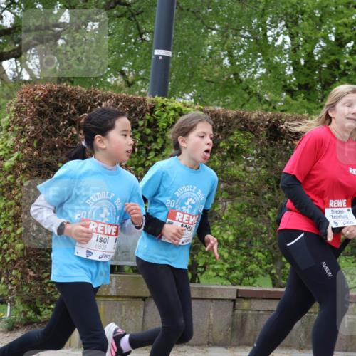 25.04.2026 - Das Zehntel Zöllner http://msf.ph/oto/9619360 25.04.2026 09:52:10 Laufen 6863, 20, 6835, 20, 841 meine-sportfotos.de