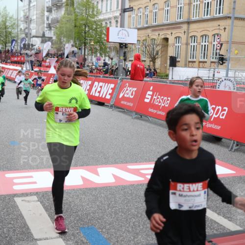 25.04.2026 - Das Zehntel Strokosch-Dieckow http://msf.ph/oto/9619380 25.04.2026 10:56:06 Ziel 5038, 5244, 5250, 5486, 5497, 5521, 5880, 5926, 5927, 5963, 5977, 5990, 6006, 6061, 6221, 6354, 6359, 6498, 6501, 6624, 6973, 7177, 7200, 7251, 7258, 7386, 7838, 7944, 7948 meine-sportfotos.de