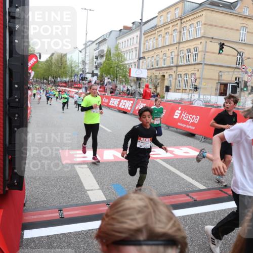 25.04.2026 - Das Zehntel Strokosch-Dieckow http://msf.ph/oto/9619410 25.04.2026 10:56:06 Ziel 5038, 5244, 5250, 5486, 5497, 5521, 5880, 5926, 5927, 5963, 5977, 5990, 6006, 6061, 6221, 6354, 6359, 6498, 6501, 6624, 6973, 7177, 7200, 7251, 7258, 7386, 7838, 7944, 7948 meine-sportfotos.de