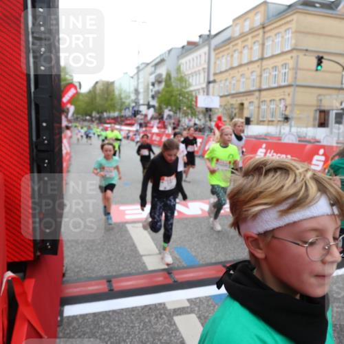 25.04.2026 - Das Zehntel Strokosch-Dieckow http://msf.ph/oto/9619501 25.04.2026 10:56:04 Ziel 5038, 5244, 5250, 5486, 5490, 5497, 5521, 5880, 5926, 5927, 5963, 5977, 6061, 6221, 6354, 6359, 6498, 6501, 6624, 6973, 7177, 7200, 7209, 7251, 7258, 7386, 7807, 7838, 7944, 7948 meine-sportfotos.de
