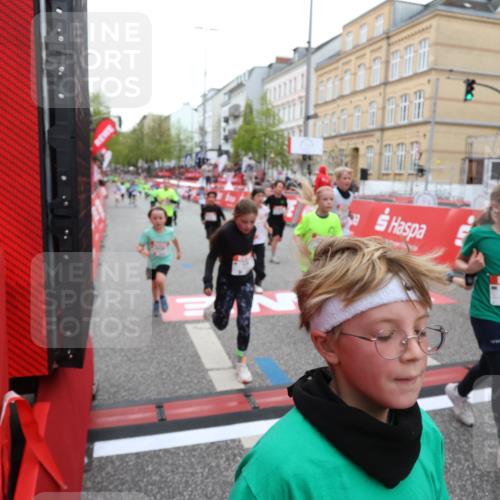 25.04.2026 - Das Zehntel Strokosch-Dieckow http://msf.ph/oto/9619508 25.04.2026 10:56:04 Ziel 5038, 5244, 5250, 5486, 5490, 5497, 5521, 5880, 5926, 5927, 5963, 5977, 6061, 6221, 6354, 6359, 6498, 6501, 6624, 6973, 7177, 7200, 7209, 7251, 7258, 7386, 7807, 7838, 7944, 7948 meine-sportfotos.de