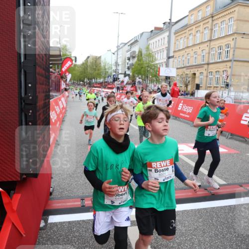 25.04.2026 - Das Zehntel Strokosch-Dieckow http://msf.ph/oto/9619517 25.04.2026 10:56:04 Ziel 5038, 5244, 5250, 5486, 5490, 5497, 5521, 5880, 5926, 5927, 5963, 5977, 6061, 6221, 6354, 6359, 6498, 6501, 6624, 6973, 7177, 7200, 7209, 7251, 7258, 7386, 7807, 7838, 7944, 7948 meine-sportfotos.de