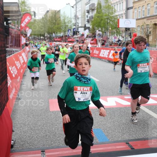 25.04.2026 - Das Zehntel Strokosch-Dieckow http://msf.ph/oto/9619629 25.04.2026 10:56:02 Ziel 5038, 5244, 5250, 5486, 5490, 5880, 5927, 5963, 5977, 6061, 6090, 6221, 6354, 6359, 6498, 6501, 6624, 6997, 7177, 7209, 7251, 7386, 7807, 7838, 7944, 7948 meine-sportfotos.de