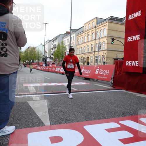 25.04.2026 - Das Zehntel Strokosch-Dieckow http://msf.ph/oto/9619632 25.04.2026 09:12:47 Ziel 2638 meine-sportfotos.de
