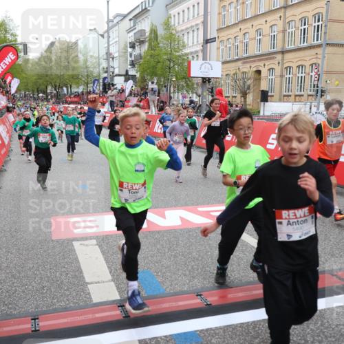 25.04.2026 - Das Zehntel Strokosch-Dieckow http://msf.ph/oto/9619785 25.04.2026 10:56:00 Ziel 5244, 5250, 5490, 5880, 5927, 6007, 6061, 6090, 6221, 6249, 6997, 7177, 7209, 7386, 7517, 7807, 7838, 7944 meine-sportfotos.de