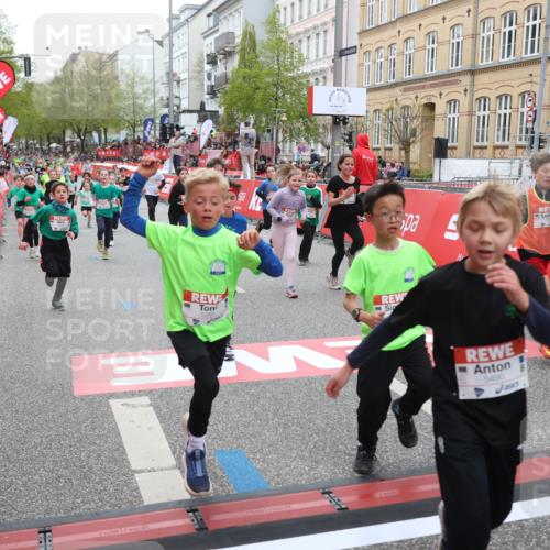 25.04.2026 - Das Zehntel Strokosch-Dieckow http://msf.ph/oto/9619795 25.04.2026 10:56:00 Ziel 5244, 5250, 5490, 5880, 5927, 6007, 6061, 6090, 6221, 6249, 6997, 7177, 7209, 7386, 7517, 7807, 7838, 7944 meine-sportfotos.de