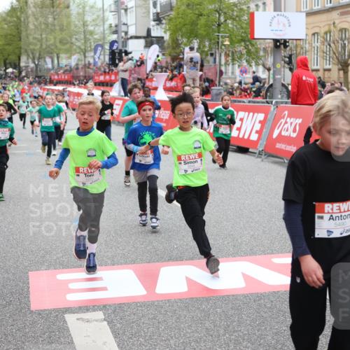 25.04.2026 - Das Zehntel Strokosch-Dieckow http://msf.ph/oto/9619825 25.04.2026 10:55:59 Ziel 5244, 5250, 5394, 5456, 5490, 5927, 6007, 6061, 6090, 6221, 6249, 6997, 7209, 7386, 7517, 7618, 7807, 7838 meine-sportfotos.de