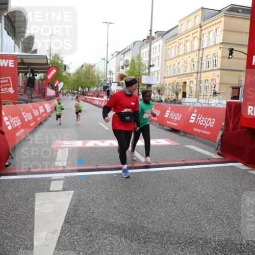 25.04.2026 - Das Zehntel Strokosch-Dieckow http://msf.ph/oto/9619955 25.04.2026 09:13:22 Ziel 1405, 1434, 2394 meine-sportfotos.de