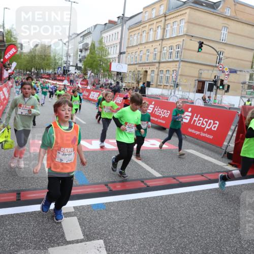 25.04.2026 - Das Zehntel Strokosch-Dieckow http://msf.ph/oto/9619980 25.04.2026 11:00:32 Ziel 5033, 5040, 5198, 5219, 5233, 5271, 5286, 5690, 5700, 5715, 5722, 5768, 5995, 6091, 6296, 6337, 6395, 6473, 7013, 7017, 7094, 7296, 7370, 7410, 7751, 7767, 7782, 7800, 7826, 7834, 7844 meine-sportfotos.de