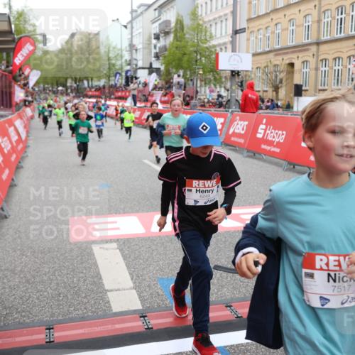 25.04.2026 - Das Zehntel Strokosch-Dieckow http://msf.ph/oto/9620021 25.04.2026 10:55:55 Ziel 5116, 5388, 5394, 5456, 5674, 6007, 6090, 6206, 6249, 6299, 6909, 6958, 6997, 7500, 7517, 7618, 7856 meine-sportfotos.de