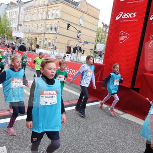 25.04.2026 - Das Zehntel Strokosch-Dieckow http://msf.ph/oto/9620034 25.04.2026 11:00:31 Ziel 5033, 5040, 5198, 5219, 5271, 5286, 5700, 5715, 5722, 5768, 5995, 6255, 6296, 6337, 6395, 6473, 7012, 7013, 7017, 7094, 7124, 7296, 7370, 7410, 7751, 7767, 7782, 7800, 7826, 7834, 7844 meine-sportfotos.de