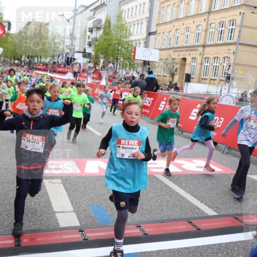 25.04.2026 - Das Zehntel Strokosch-Dieckow http://msf.ph/oto/9620058 25.04.2026 11:00:30 Ziel 5033, 5040, 5198, 5219, 5271, 5286, 5527, 5700, 5715, 5722, 5768, 5918, 6255, 6296, 6337, 6395, 6465, 6473, 6963, 7012, 7013, 7059, 7094, 7124, 7370, 7692, 7751, 7767, 7782, 7812, 7826, 7834, 7844 meine-sportfotos.de