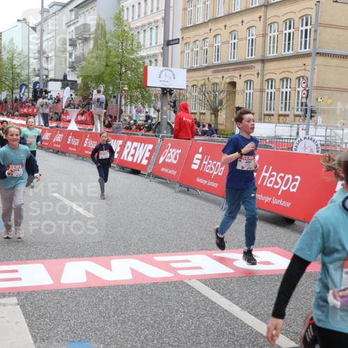 25.04.2026 - Das Zehntel Strokosch-Dieckow http://msf.ph/oto/9620183 25.04.2026 10:55:53 Ziel 5116, 5388, 5394, 5456, 5674, 5923, 5959, 6007, 6206, 6249, 6299, 6322, 6909, 6958, 7500, 7517, 7618, 7837, 7856 meine-sportfotos.de