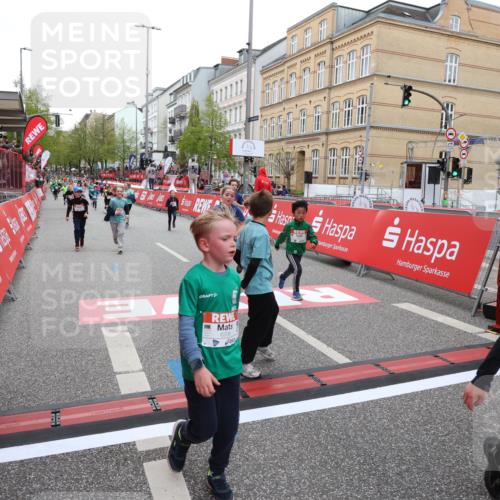 25.04.2026 - Das Zehntel Strokosch-Dieckow http://msf.ph/oto/9620207 25.04.2026 10:55:52 Ziel 5116, 5388, 5394, 5456, 5674, 5923, 5959, 6206, 6299, 6322, 6406, 6909, 6958, 7500, 7517, 7618, 7837, 7856 meine-sportfotos.de