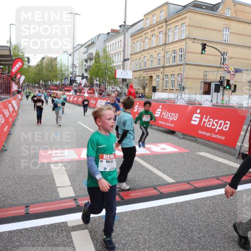 25.04.2026 - Das Zehntel Strokosch-Dieckow http://msf.ph/oto/9620219 25.04.2026 10:55:52 Ziel 5116, 5388, 5394, 5456, 5674, 5923, 5959, 6206, 6299, 6322, 6406, 6909, 6958, 7500, 7517, 7618, 7837, 7856 meine-sportfotos.de