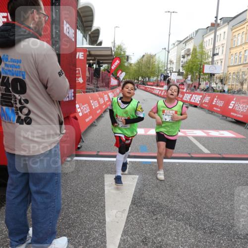 25.04.2026 - Das Zehntel Strokosch-Dieckow http://msf.ph/oto/9620267 25.04.2026 09:13:25 Ziel 1405, 1434, 2394 meine-sportfotos.de
