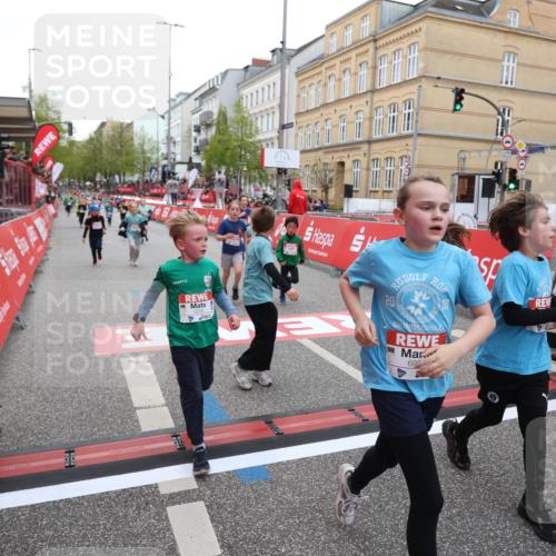 25.04.2026 - Das Zehntel Strokosch-Dieckow http://msf.ph/oto/9620277 25.04.2026 10:55:52 Ziel 5116, 5388, 5394, 5456, 5674, 5923, 5959, 6206, 6299, 6322, 6406, 6909, 6958, 7500, 7517, 7618, 7837, 7856 meine-sportfotos.de